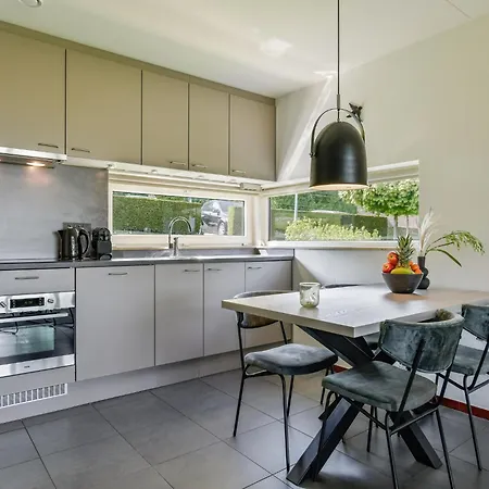 House With 2 Bathrooms, The Drielandenpunt At 8 Km * Vijlen