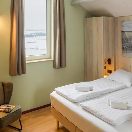 House With 2 Bathrooms, The Drielandenpunt At 8 Km *