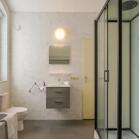 House With 2 Bathrooms, The Drielandenpunt At 8 Km Holiday home *